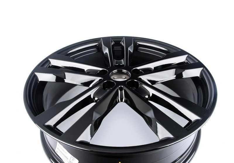 Llanta de aleación jet black OEM 36116888011 para BMW i3 (I01). Original BMW.