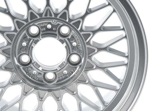 Llantas de aleación original BMW estilo multirradio (Kreuzspeichen-Styling 5) OEM 36111182277 para BMW Serie 7 E38. Acabado en plata, medida 8x16 ET23. Original BMW.