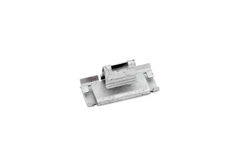 Grapa de fijación interior OEM 51419153356 para BMW Z4 E89. Compatible con molduras y paneles de puerta. Original BMW.