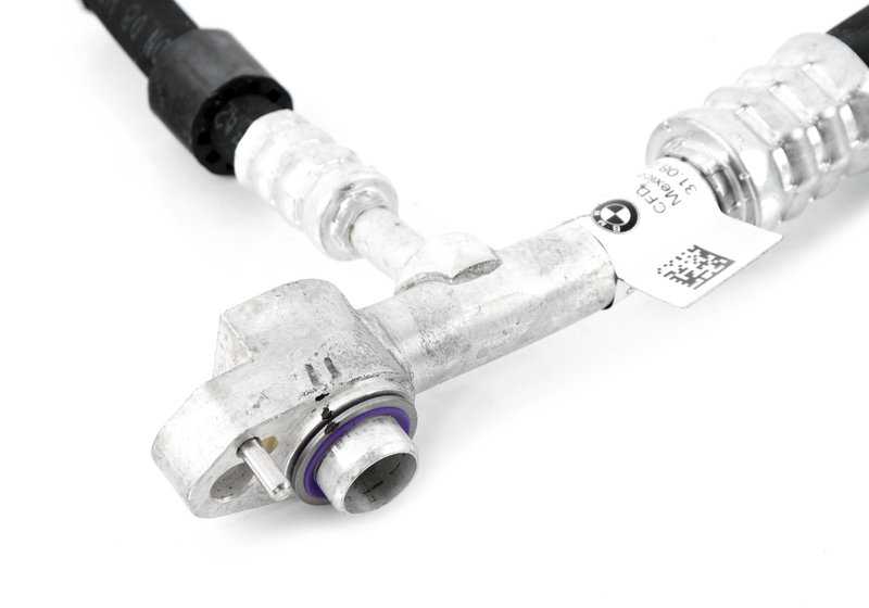 Tubería de succión del evaporador al compresor OEM 64539354578 para BMW G05, G06, G07. Pieza original BMW.