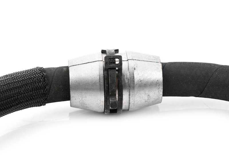 Tubería de succión del evaporador al compresor OEM 64539354578 para BMW G05, G06, G07. Pieza original BMW.