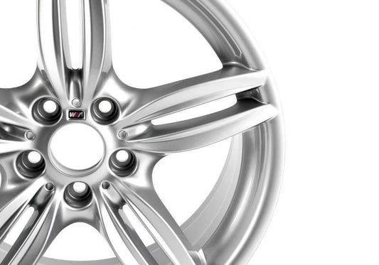 Llanta de aluminio M de radios dobles 351 trasera OEM 36117842653 para BMW F10, F06, F12, F13... y más. Original BMW.