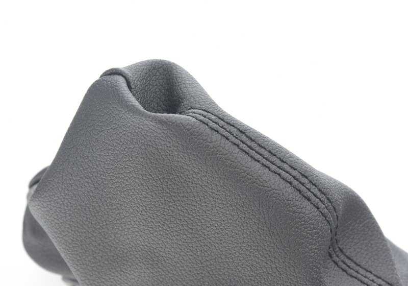 Couverture de cuir en cuir synthétique pour la série BMW 3 E46 (OEM 25161423224). BMW d'origine