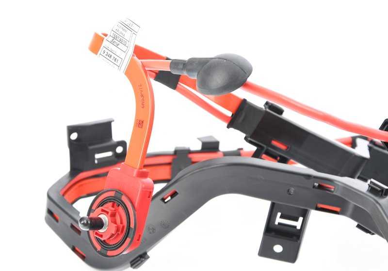 Cable de batería positivo bajo el suelo OEM 61129348761 para BMW F20, F21, F22, F23, F87. Original BMW.