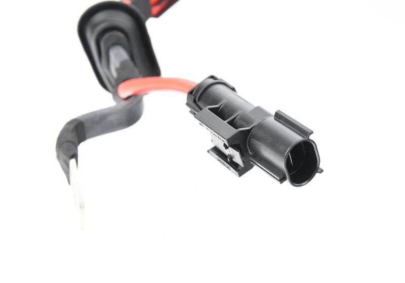 Cable de batería positivo bajo el suelo OEM 61129348761 para BMW F20, F21, F22, F23, F87. Original BMW.