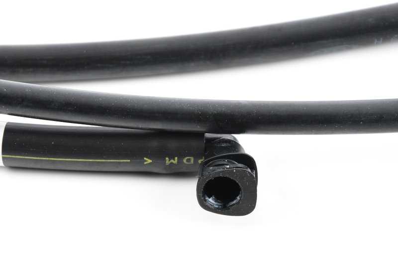Manguera de limpieza faros OEM 61677163422 para BMW E60 520d y 520i (todos los modelos compatibles). Original BMW.
