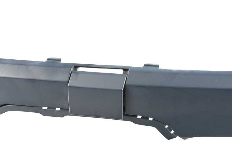 Moldura paragolpes trasero imprimada OEM 51128498992 para BMW G05. Original BMW.