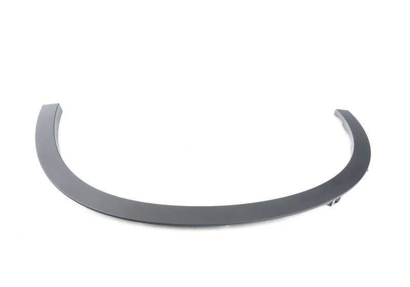 Aletín guardabarros delantero izquierdo OEM 51777469415 para BMW G05. Original BMW.