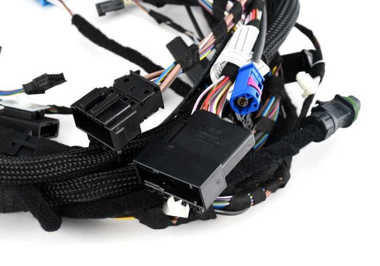 Cableado portón trasero OEM 61126833272 para BMW F33 y F83. Original BMW.