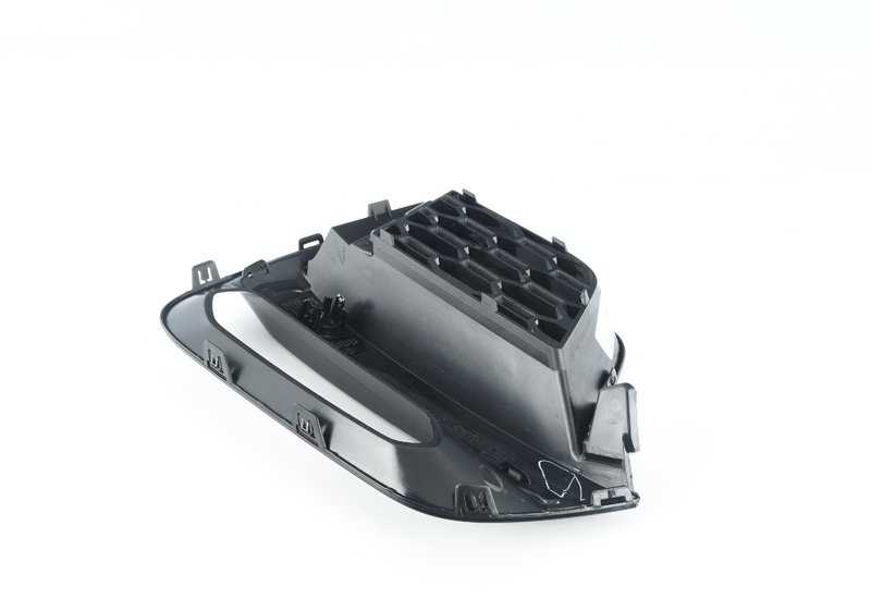 Rejilla lateral derecha abierta OEM 51118099782 para BMW X3 G01 y BMW X4 G02. Compatible con todos los modelos indicados. Pieza original BMW.