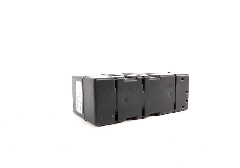 Tapa gancho de remolque imprimada OEM 51128215120 para BMW E46. Original BMW.