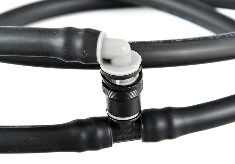 Condução da mangueira do sistema de lavagem dos faróis para BMW 3 F34 Series, F34N (OEM 61677349000). BMW original