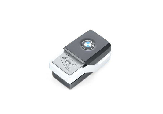 Cartucho de fragancia Ambient Air Authentic Suite Nº2 OEM 64119382621 para BMW F90, G30, y más. Mejora el aroma del interior con sistema Ambient Air (SA 4NM). Original BMW.