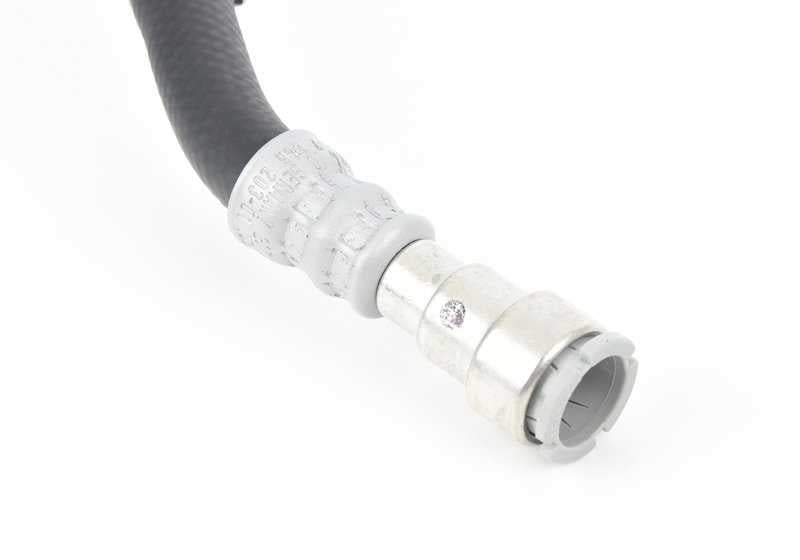 Tubo de retorno de la dirección asistida OEM 32417846203 para BMW E82. Original BMW.