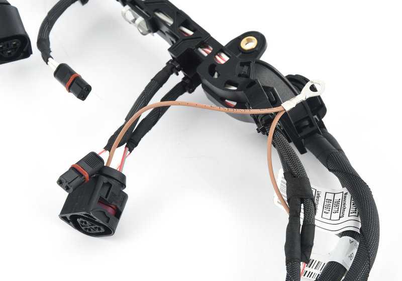 Cableado inyectores y encendido OEM 12517856775 para BMW F90, F90N, F91, F92, F93. Original BMW.