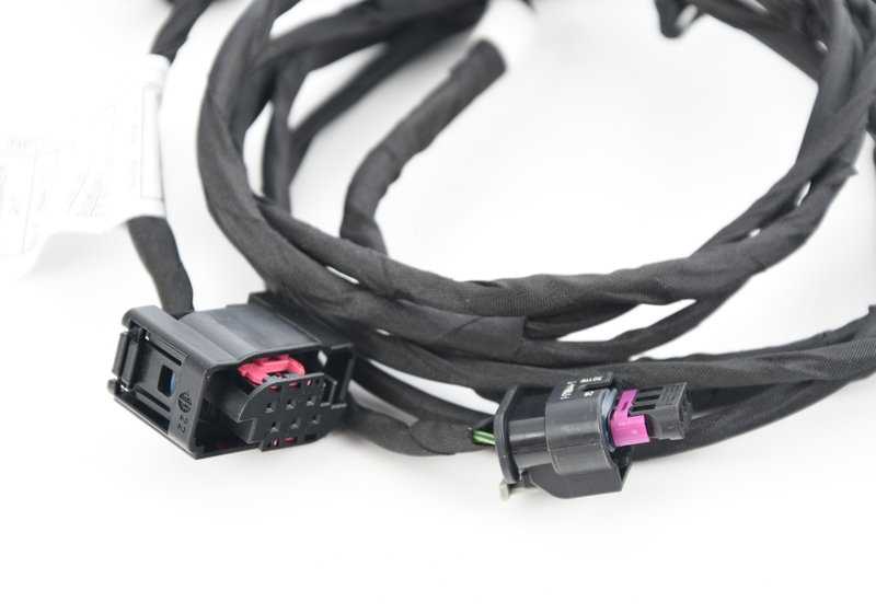 Cableado sensores aparcamiento trasero PDC OEM 61129306090 para BMW X5 F15 {sDrive25d, xDrive25d, xDrive28i, xDrive30d}. Original BMW.