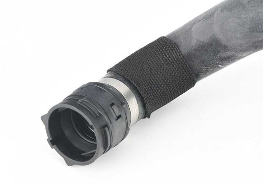 Manguera de radiador OEM 17128602603 para BMW G30, G31, G32, G11, G12. Conecta el radiador con la bomba de agua. Repuesto original BMW.