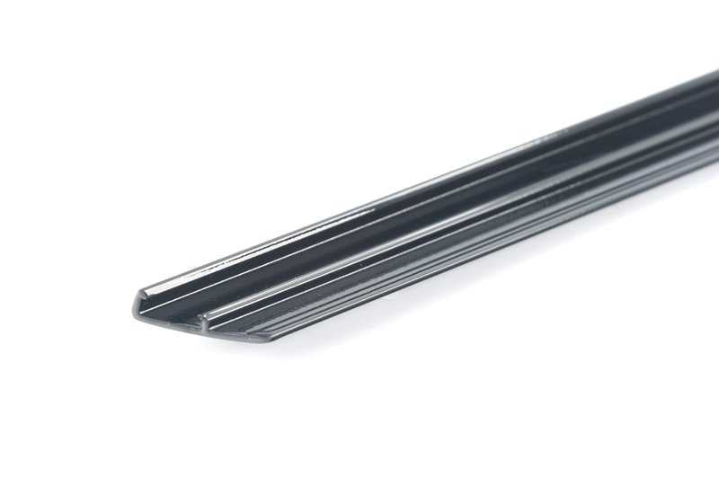 Moldura de marco de ventana puerta delantera derecha OEM 51337410020 para BMW G01, G08, F97. Original BMW.