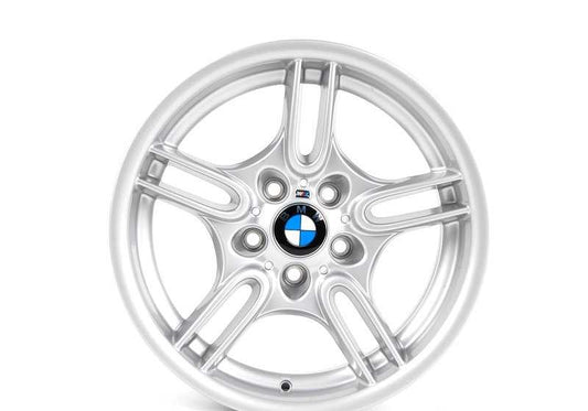 Roue en aluminium Classic M à rayons parallèles 66 OEM 36112228995 pour BMW Série 5 E39 (02/1995 - 12/2003). Véritable BMW.