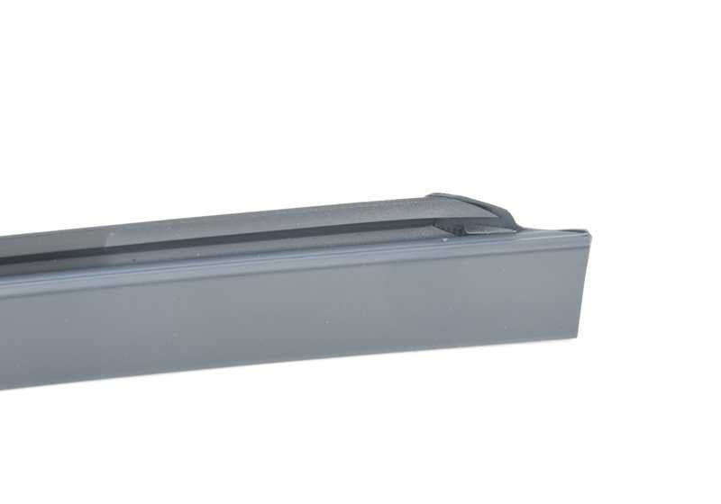 Junta de goma puerta trasera izquierda OEM 51228248039 para BMW E38 728i, 730d, 735i, 725tds. Original BMW.