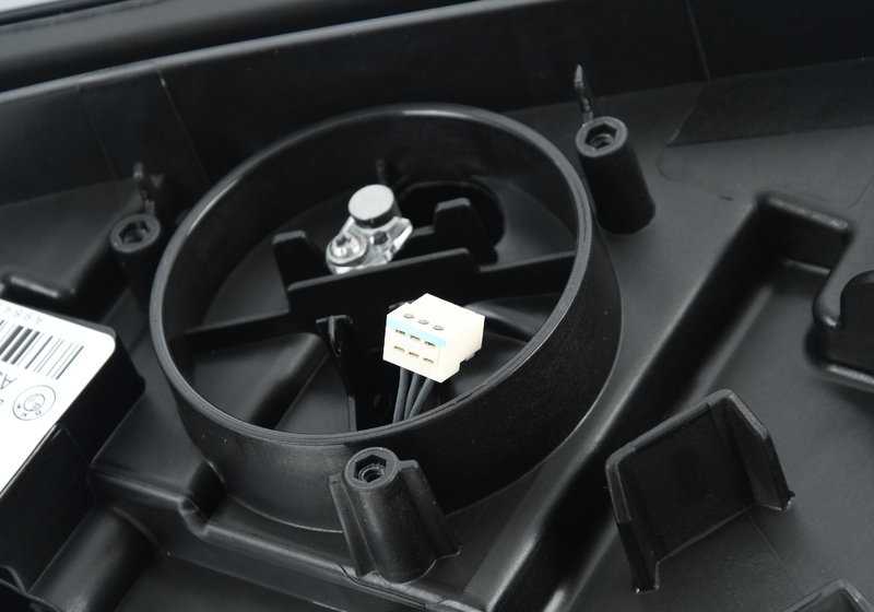 Faro delantero izquierdo LED AHL OEM 63118496159 para BMW G20. Original BMW.