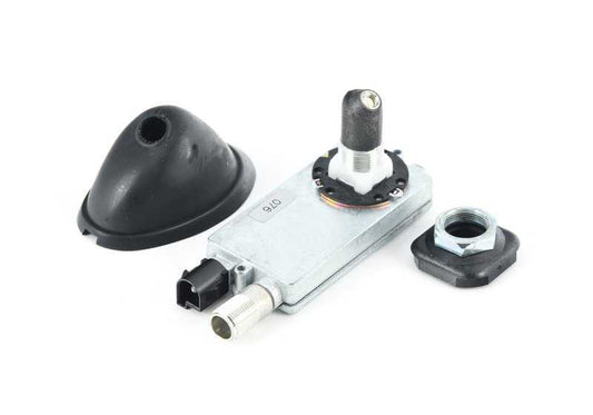 Base antena techo OEM 65218372071 para BMW E36 y Z3. Pieza original BMW para una correcta recepción de radio y navegación. Repuesto ideal si la antena no funciona o está dañada. Original BMW.