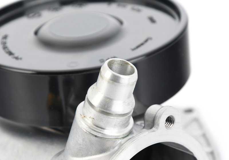 Bomba de agua mecánica OEM 11517619303 para BMW F07, F07N, F10N, F11N, F06, F06N, F12, F12N, F13, F13N, F01N, F02N, F15, F16. Original BMW.