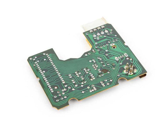 Reloj digital OEM 62131367278 para BMW E21. Sustituye la antigua hora analógica por reloj digital (formato 12H VDO). Original BMW.