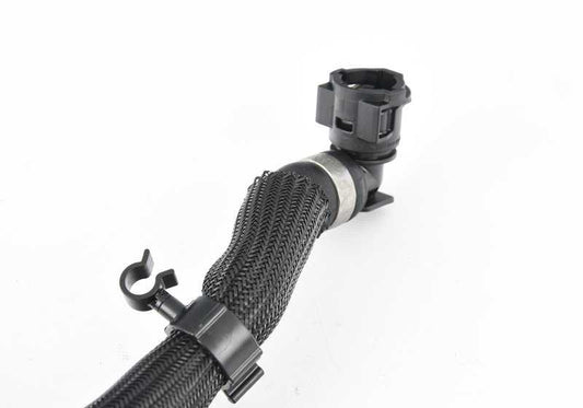 Tubo de aspiración del sistema de ventilación del motor OEM 11158601619 para BMW G30, G11, G12 (modelos 750i, 750Li, M550i xDrive). Original BMW.