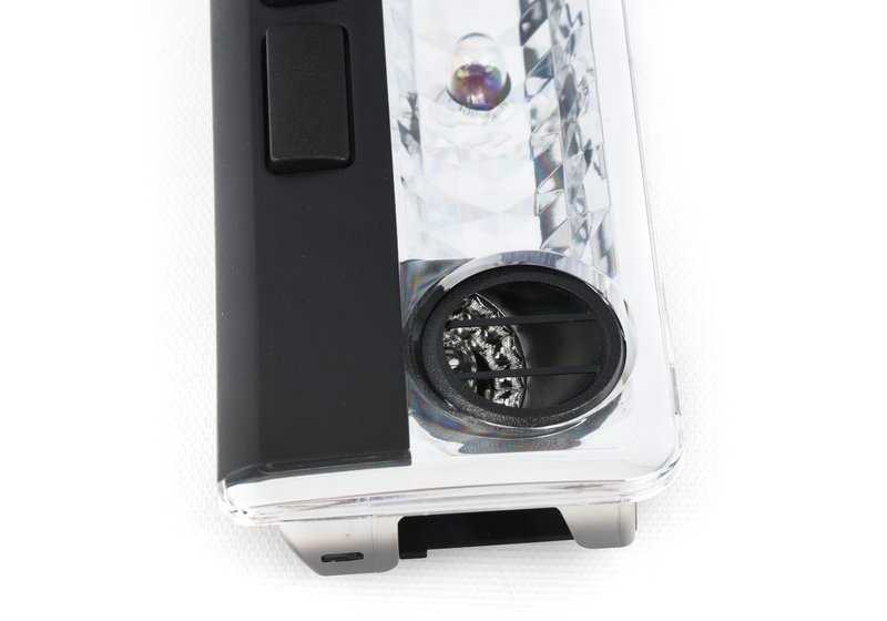 Luz de lectura interior trasera central OEM 63316961998 para BMW E46. Original BMW.