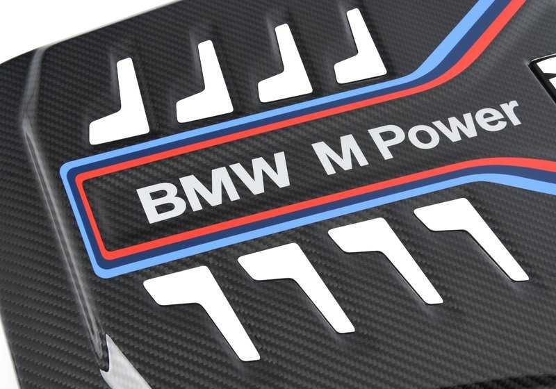Cubierta de motor en carbono OEM 11148058667 para BMW F90 M5, F90 M5 CS, F91 M8 Competition, F92 M8 Competition, F93 M8. Acabado alto brillo. Original BMW.