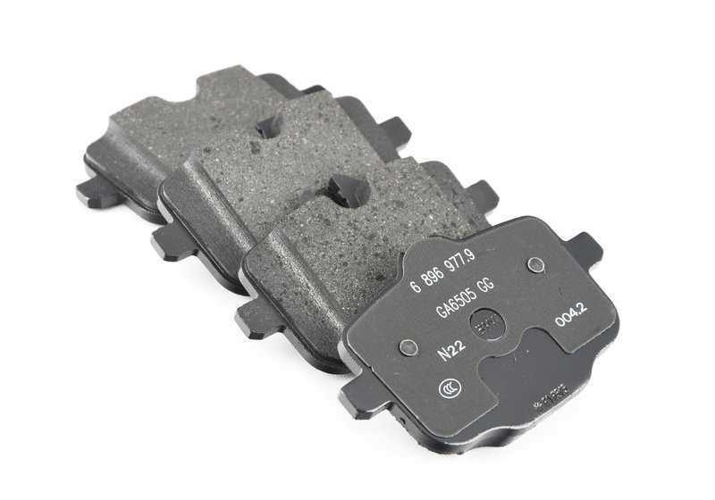 Kit de reparación de pastillas de freno traseras sin asbesto OEM 34216896975 para BMW G30, G11, G12. Original BMW.