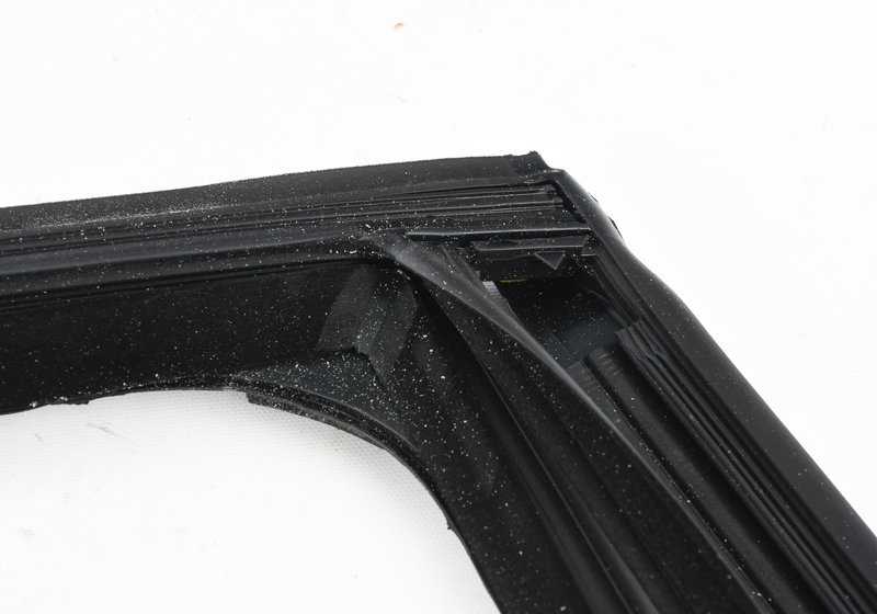 Guía de ventana puerta trasera derecha OEM 51357289668 para BMW X5 F15 y X5 M F85. Original BMW.