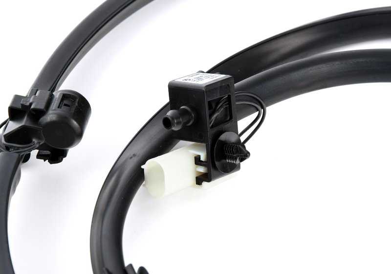 Cadena de boquillas del limpiaparabrisas para BMW i I01, I01N (OEM 61667347668). Original BMW.