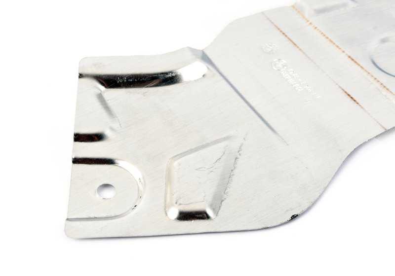 Aislante térmico soporte motor izquierdo OEM 51488160485 para BMW E39, E38. Pieza original BMW.