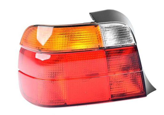 Piloto trasero izquierdo OEM 63218353551 para BMW E36. Original BMW.