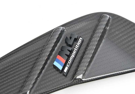 M Performance moldura entrada de aire aleta para BMW G82, G83. Original BMW.