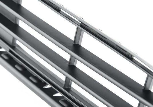 Abra a grade central inferior para BMW F26 (OEM 51117338475). BMW original