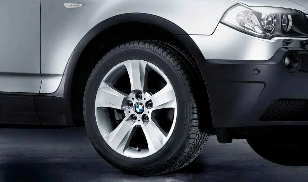 Design de estrelas de rodas de liga leve 113 OEM 36113401201 Para BMW X3 E83 (todos os modelos: 1.8D, 2.0D). BMW original.