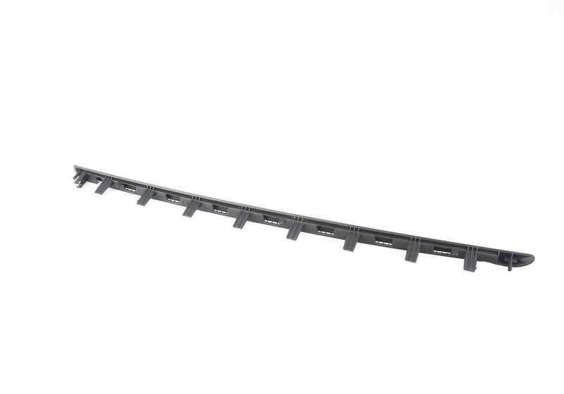 Embellecedor trasero izquierdo negro OEM 51427281473 para BMW F30, F31, F80. Original BMW.