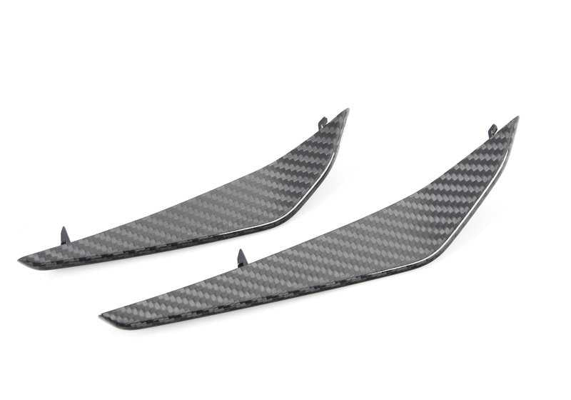 Aero Flick derecho M Performance en carbono OEM 51115A08FE9 para BMW G80, G81, G82, G83 (incluye M3, M4, CS, Competition y xDrive). Mejora aerodinámica y estética deportiva. Original BMW.