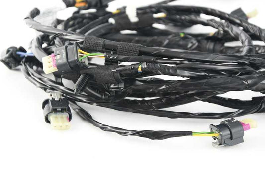 OEM front wiring 61129335477 for BMW X3 F25 (SDRive18D and SDRive20i models). Compatible with manual and automatic versions from 2012 to 2017. Original BMW.