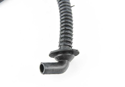 Tubo de drenaje de agua delantero OEM 41217039231 para BMW E60, E61. Original BMW.