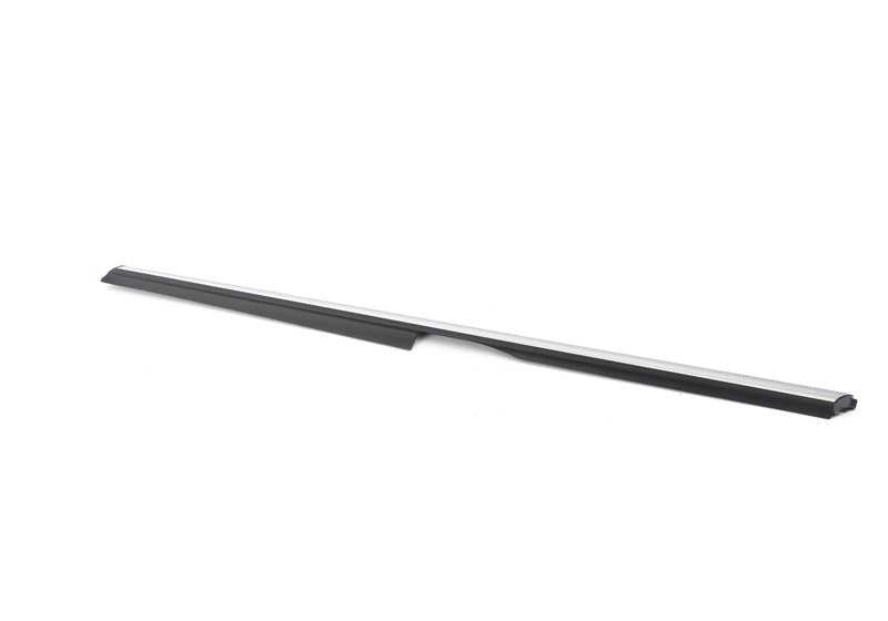 Embellecedor lateral trasero derecho OEM 51357356300 para MINI F57 (todos los modelos compatibles). Original MINI.