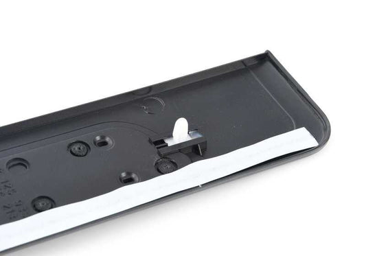 Embelezamento da entrada frontal esquerda para BMW E38 (OEM 51478125935). BMW original