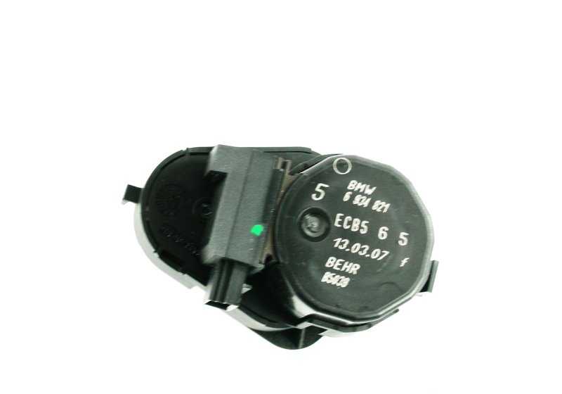 Actuador de climatizador OEM 64116934821 para BMW E46, E38, E83. Pieza original BMW.