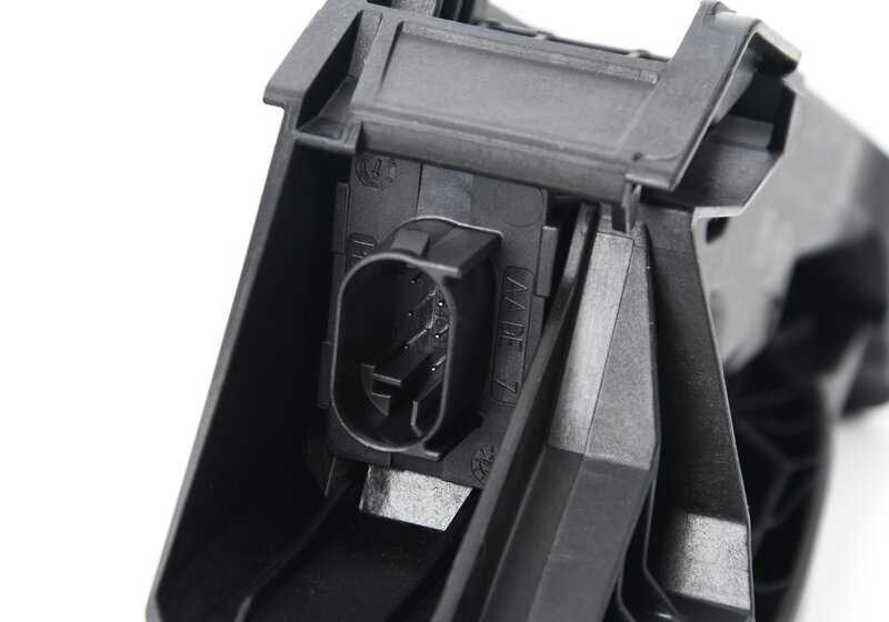 Módulo del pedal del acelerador OEM 35406889814 para MINI F20, F54, F55, F56, F57, F60, R5, R6, R55, R56, R57, R58, R59, R60, R61, U25. Compatible con cambio manual. Original MINI.