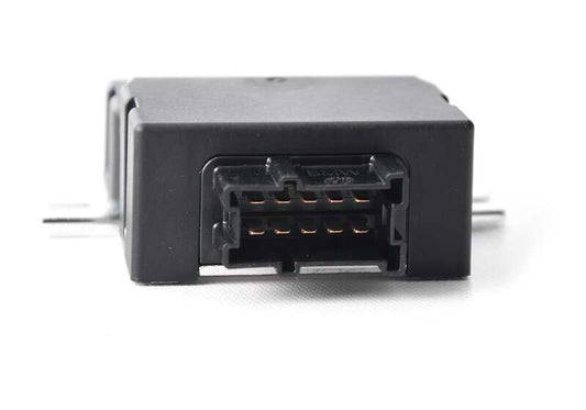 Unidade de controle para bomba de combustível para BMW Series 1 F20, F21, F40, F52, Série 2 F22, F23, F44, F46, Série 3 F30, F31, F34, Série 4 F32, F33, F36, I I12, X1 F48, F49 , X2 F39, Mini F54, F55, F56, F57, F60 (OEM 16149494391). BMW original