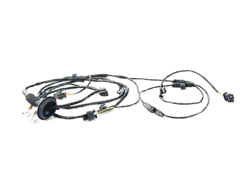 Cableado sensores de aparcamiento traseros (PDC) OEM 61128039828 para BMW E70. Original BMW.