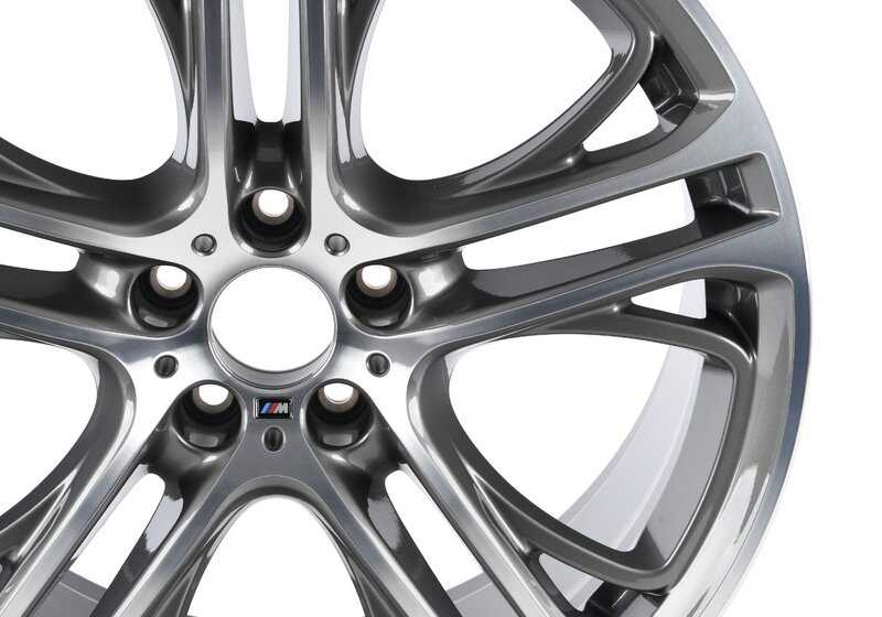 Tire en alliage d'origine BMW M Double Radio 310 21 "OEM 36116854564 pour BMW X5 (E70, E70N, F15) et X6 (E71, E72, F16). Blind Ferricgreg Bicolor Finition. BMW original.